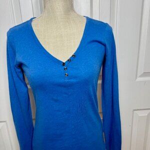 GAP Blue/Black Heather V-Neck T-Shirt with Long Sleeves